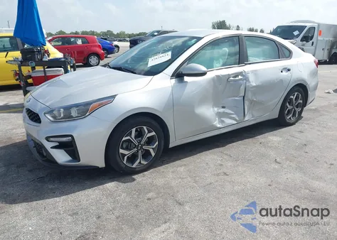 2020 Kia Forte Lxs z USA, uszkodzony, nr VIN 3KPF24AD9LE140296